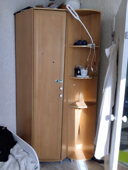 Шкаф угловой,цвет дерево