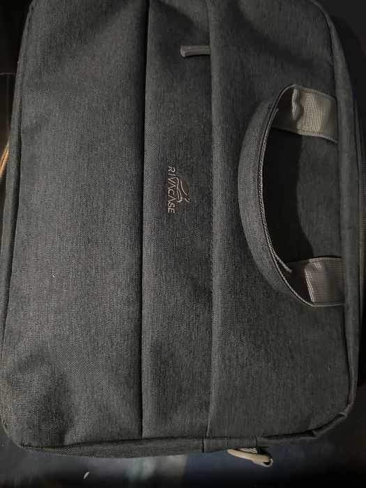 Продавам чисто нов HP Laptop на няколко месеца