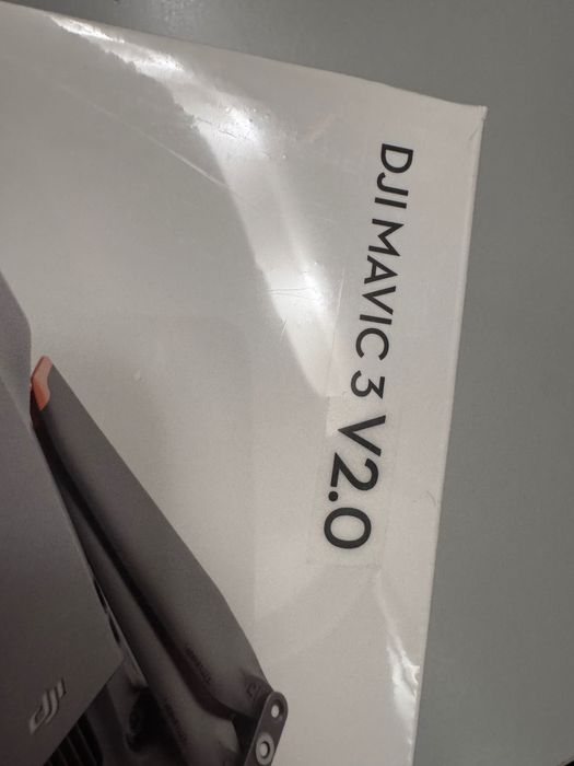 Продава дрон DJI Mavic 3 fly more combo