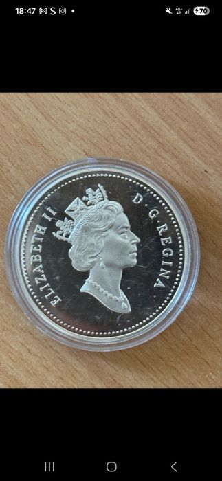 Monedă din argint pentru colectionari Elizabeth a II-a