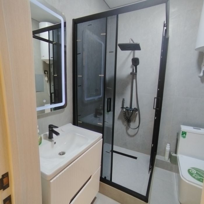 Продам 2 Ком квартиру