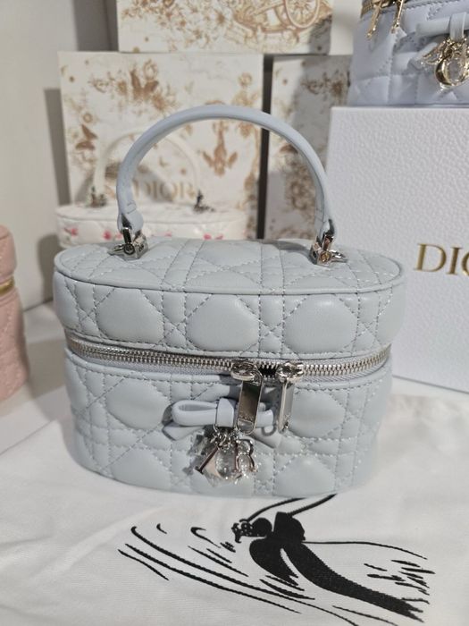 Дамска чанта Christian Dior Dioramour Mini Vanity Case