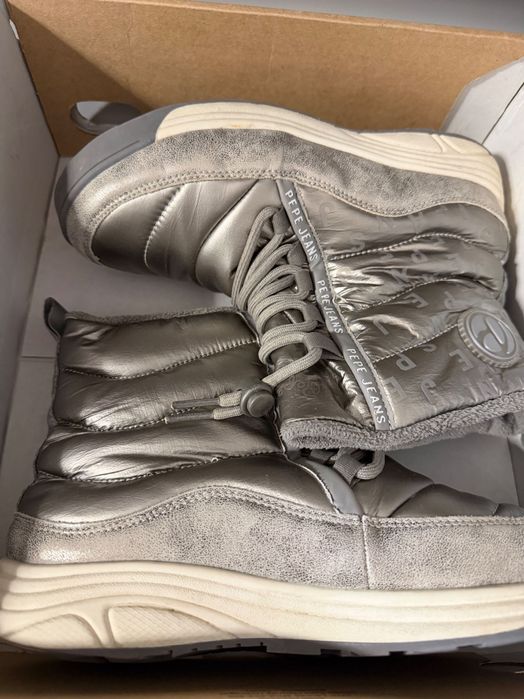 Детски апрески на Pepe jeans