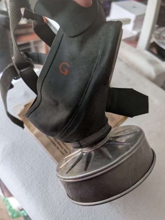 WW2 German Volksgasmaske VM40 – Mască de gaze germană 1940 (Marcat WaA + Manual)