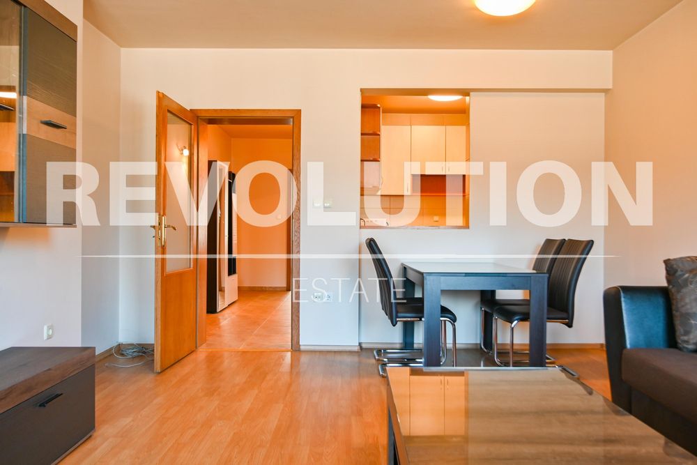 Дава се под наем Двустаен апартамент в София, Лозенец - 67 кв.м за 750 € - Снимка #3