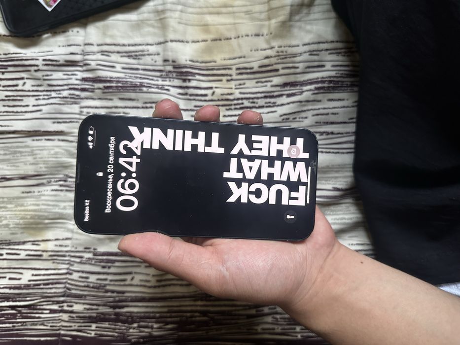 Продам айфон 14 128гб
