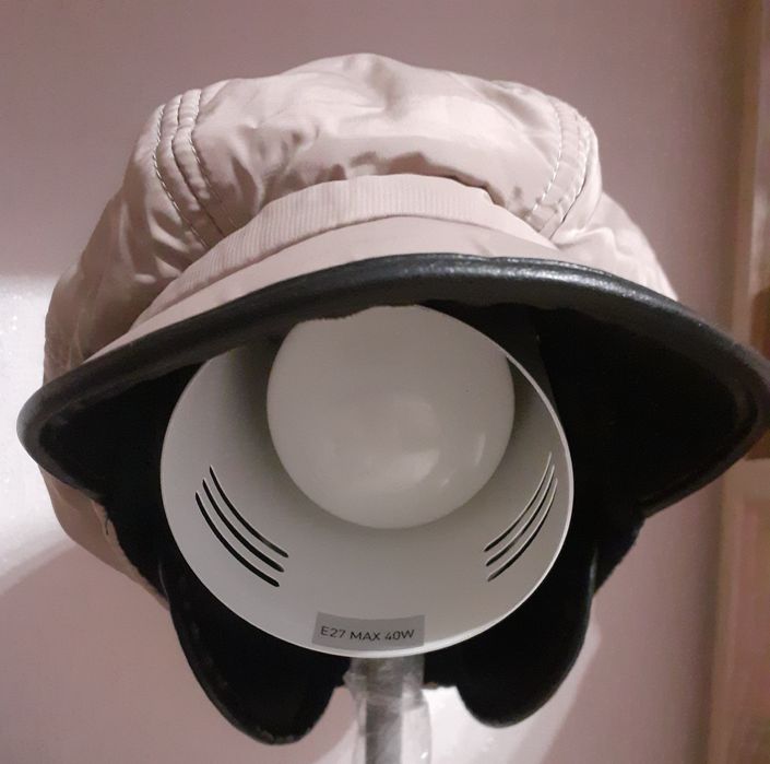 Продам шапку беретка