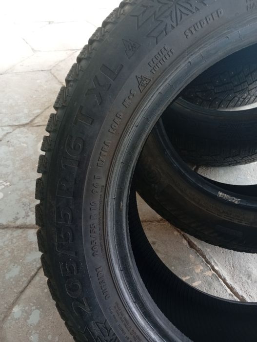 Продам или меняю зимние шины