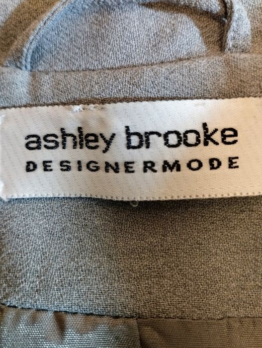 Шикарный брючный костюм из Германии