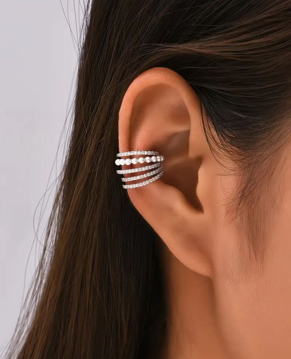 Дамски обеци за хрущял