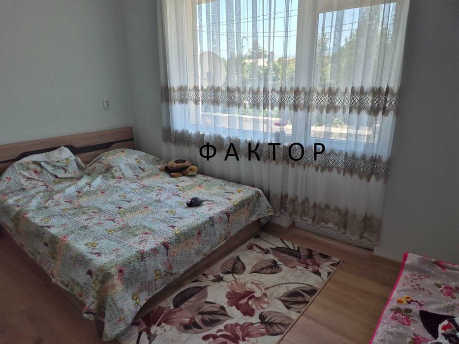 Продава се Четиристаен апартамент в Пловдив, Христо Смирненски - 130 кв.м за 1247 €/кв.м - Снимка #5