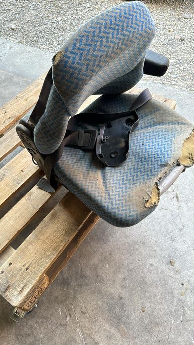 Dezmembrez tractor Deutz agrotron 120