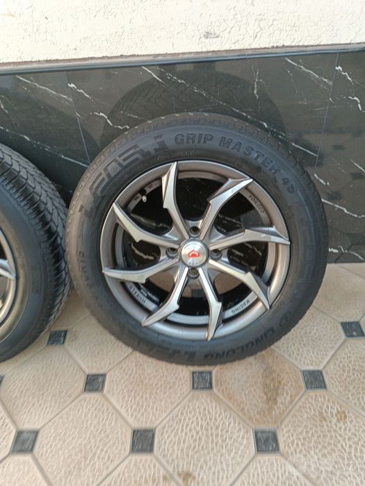 Vossen Diska Balon 195 60 R15 Holati Yaxshi