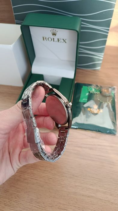 Soat ayollar uchun sovg'a