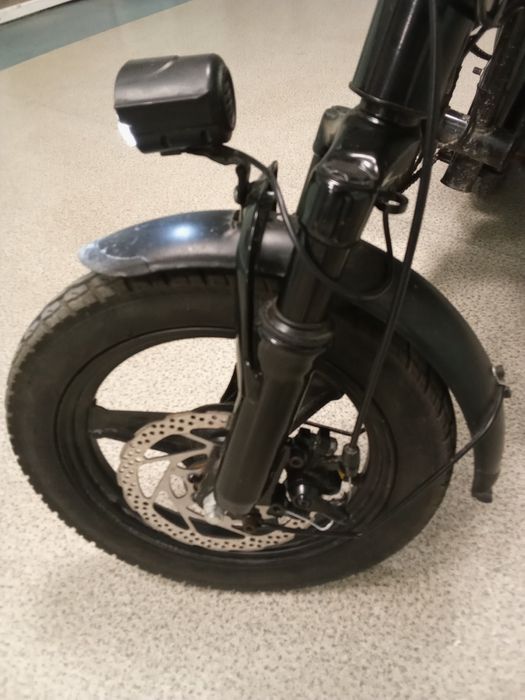 Продавам сгъваемо мини ел колело 14 инча  300 евро