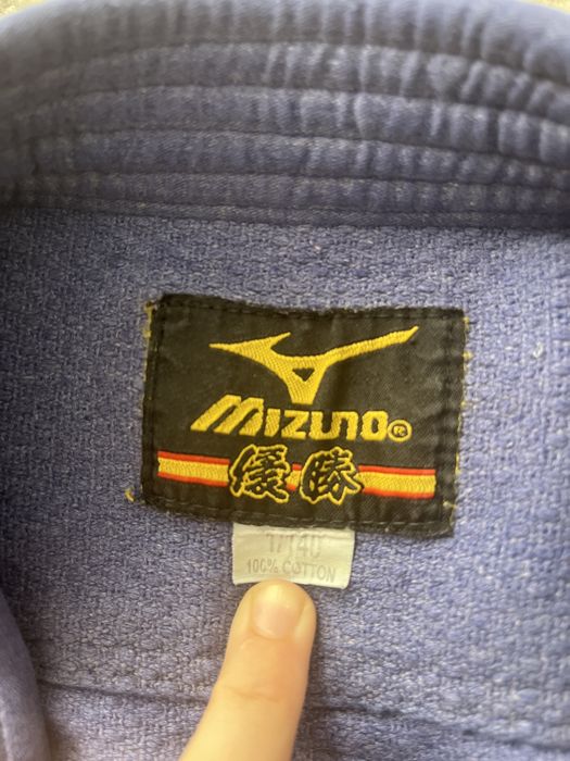 Продам кимоно с поясом