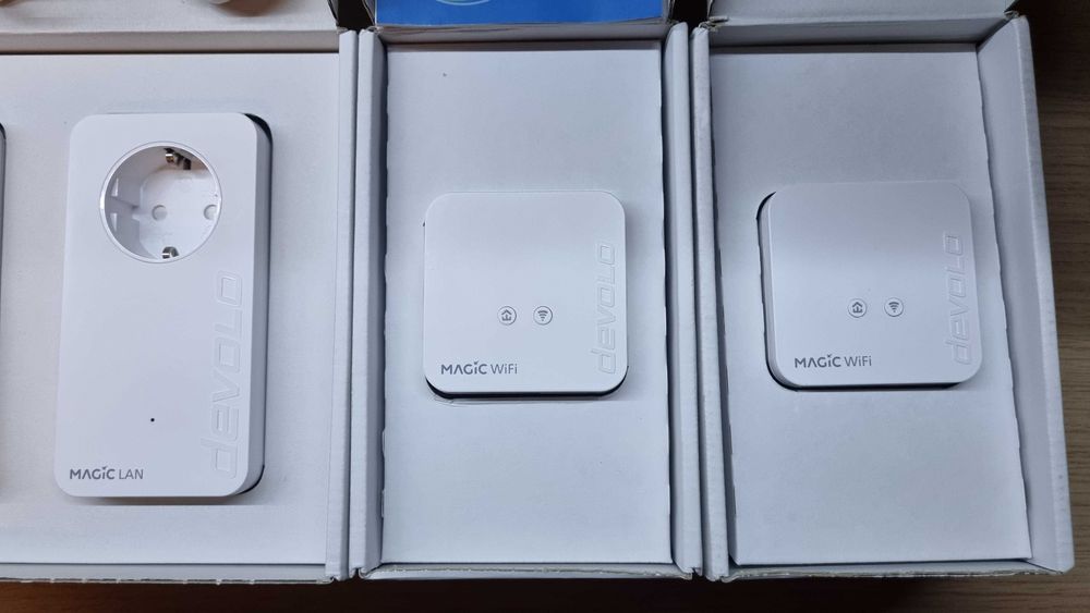 KIT 2 Buc PowerLan DEVOLO Magic 2 LAN + 2 Buc DEVOLO Magic mini 1 wifi
