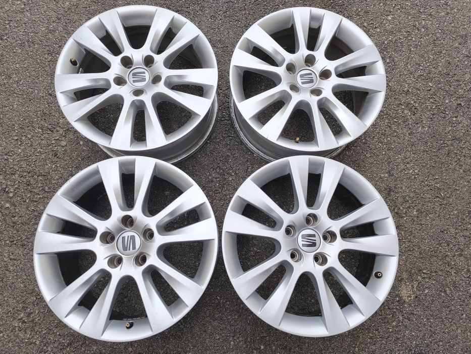 Сеат;Seat/VW;Фолксваген - 17 цола 5x112; 4 бр. Оригинални лети джанти