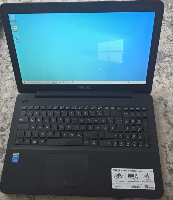 Laptop Asus R557L