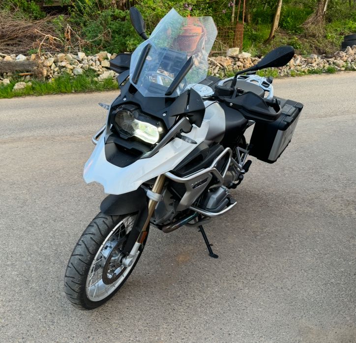 BMW R 1200 GS 2019 3 Pachete LED Keyless Alarma Akrapovic 1 Proprietar