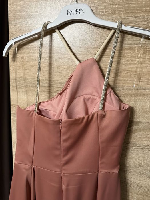 Офицялна дълга рокля