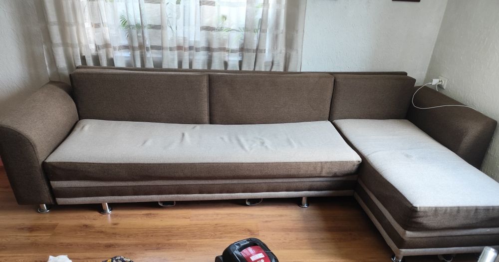 Продам диван угловой
