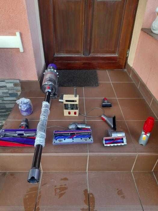 Aspirator Dyson cyclone V 10 Absolute