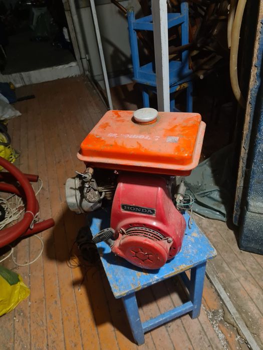 Reparați. motocoase generatoare drujbe picamere