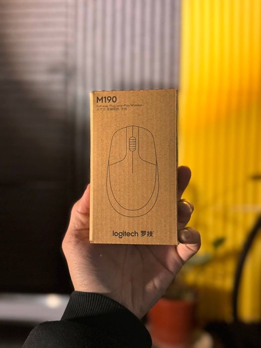 Беспроводная мышка Logitech M190