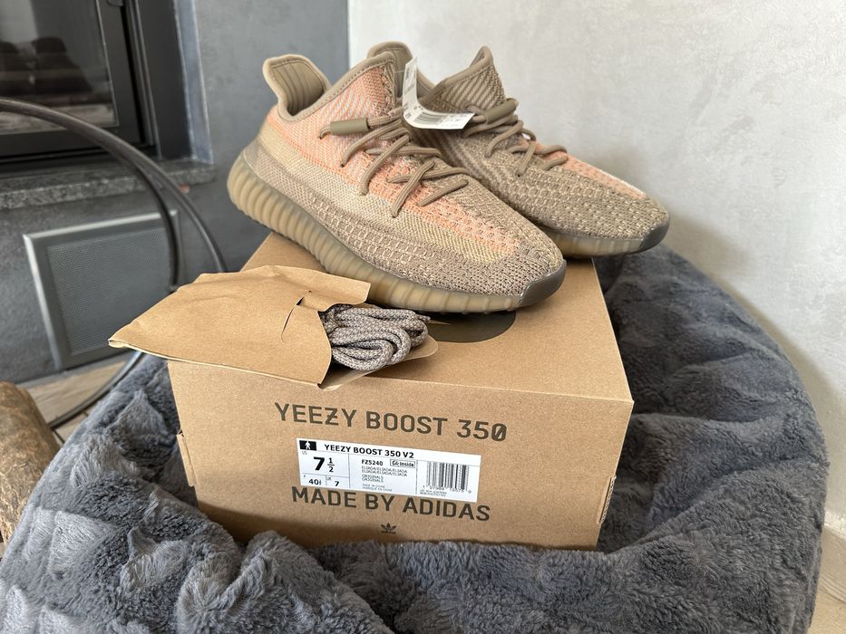 Adidas Yeezy Boost 350 V2 Sand Taupe