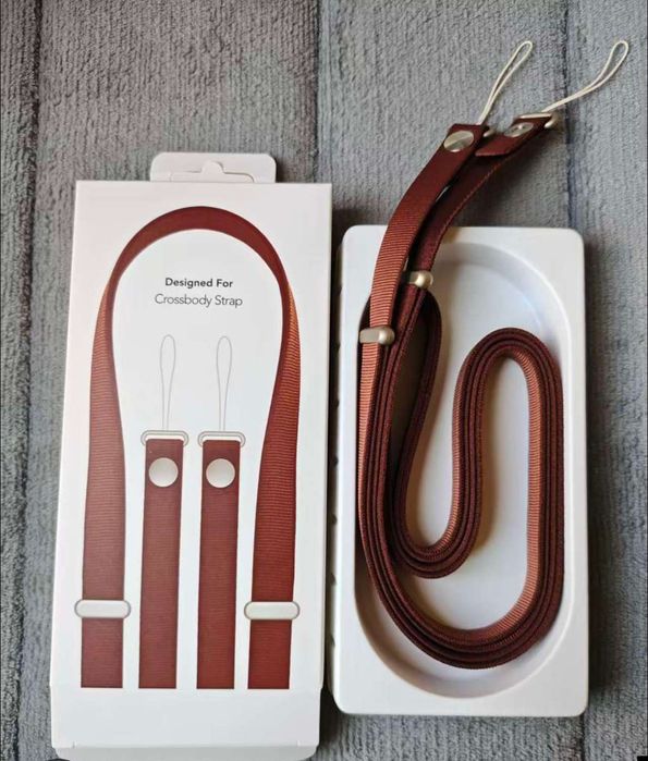 Crossbody trap iPhone