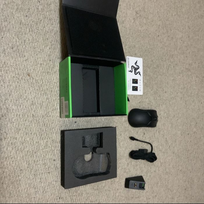 Vand mouse gaming Razer Viper Ultimate impecabil