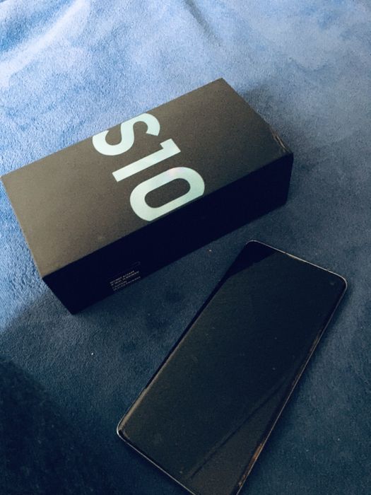 samsung s10 с коробкой