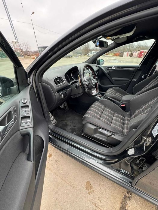 Volkswagen Golf 6 GTI - 2.0 TSI - DSG - 211 CP