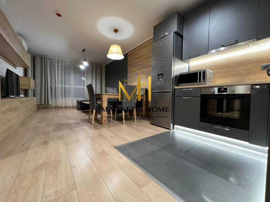 Премиум двустаен апартамент с паркомясто в комплекс ”Central Park”