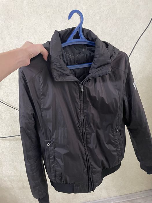 Куртка весенняя