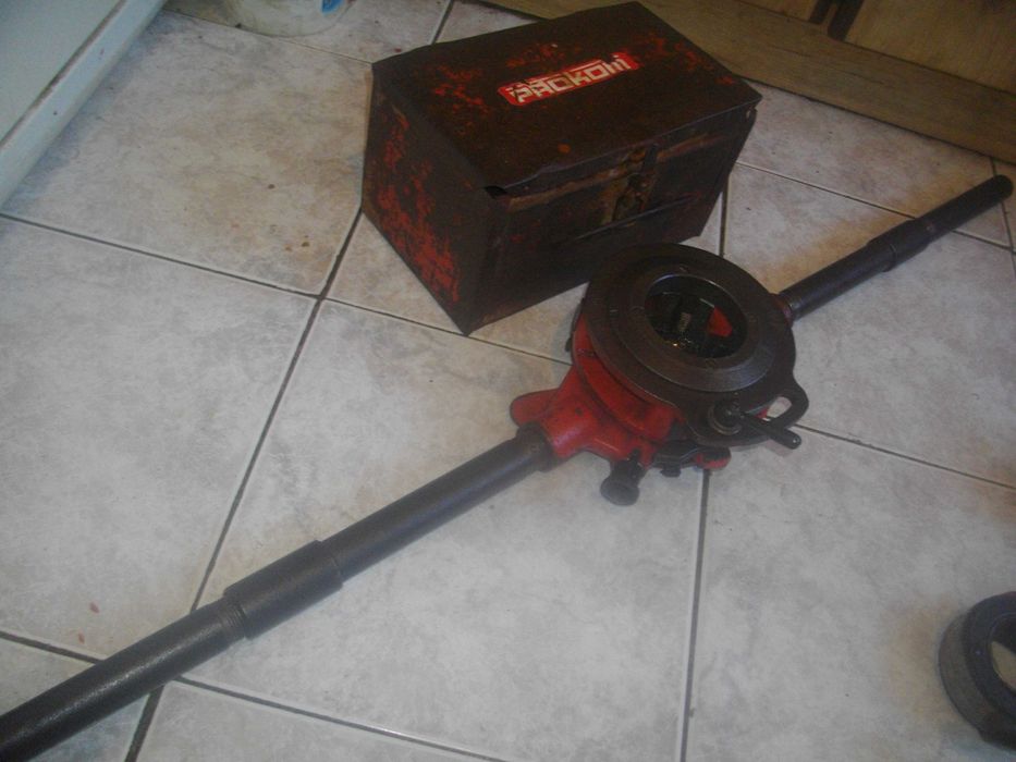 Винтонарезка 2"/Ножове PROKOM/ Плашка/ROTHENBERGER Ключ/Тръборез/Куфар