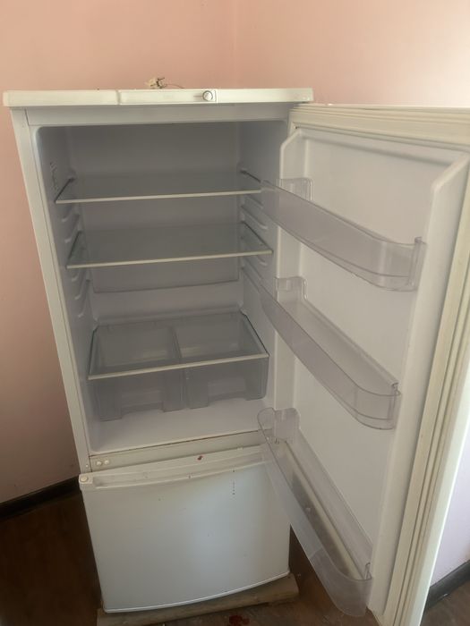 Холодьник Бирюса сатылады