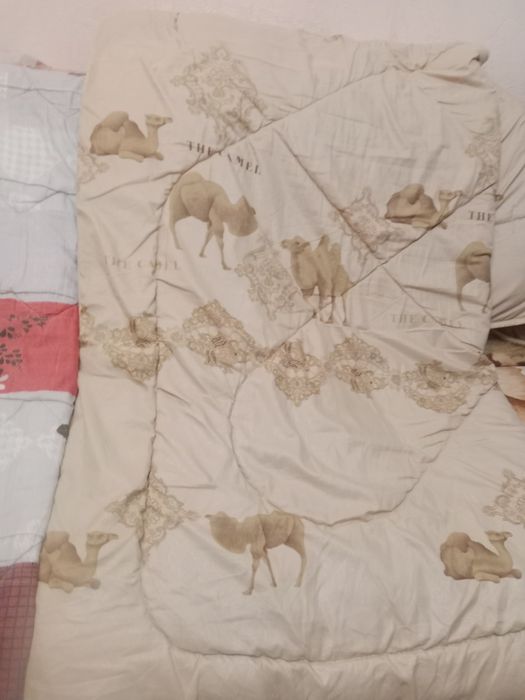 Одеяла разные-5шт.