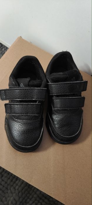 Adidași Adidas mărime 23