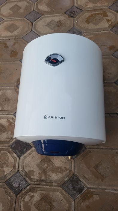 Ariston на 50 литров