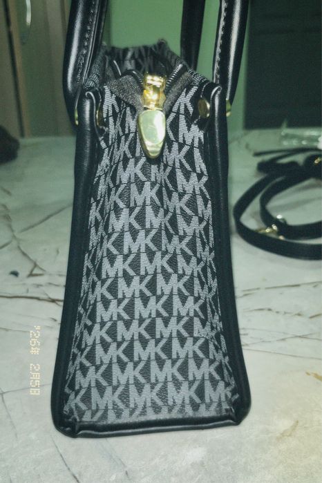 Сумка Michael Kors в отличном состоянии