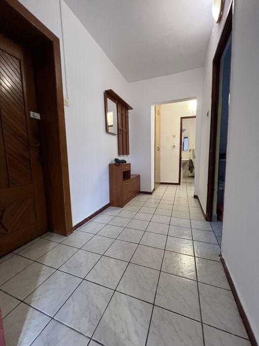 Apartament de închiriat
