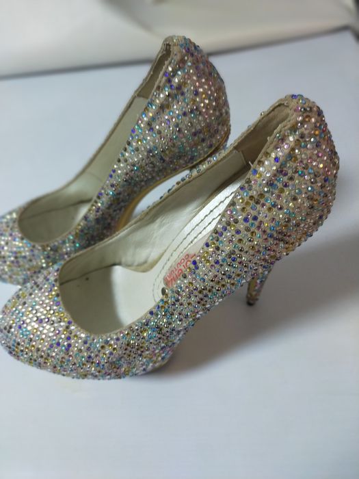 Брендовые туфли срочно