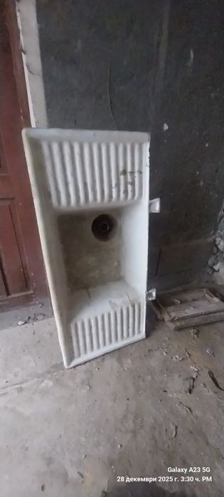 Чугунена  мивка.