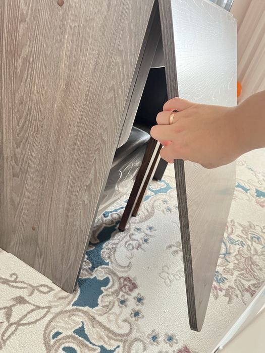 Продам Стол книжка