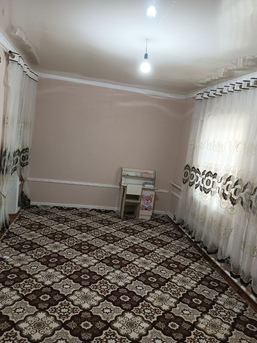 Шымбай районы 4 комнатылы жай сатылады