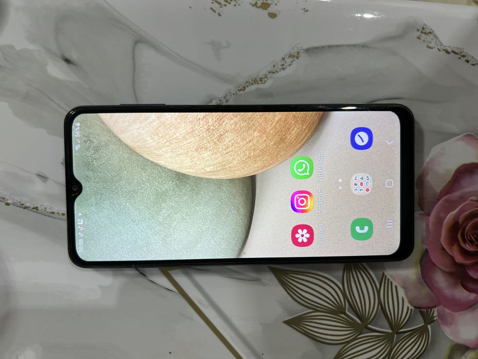 Телефон Самсунг А12