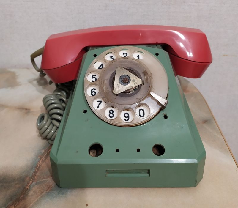 Телефоны стационарные