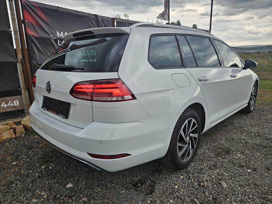 VOLKSWAGEN Golf 2019 — imagine 5